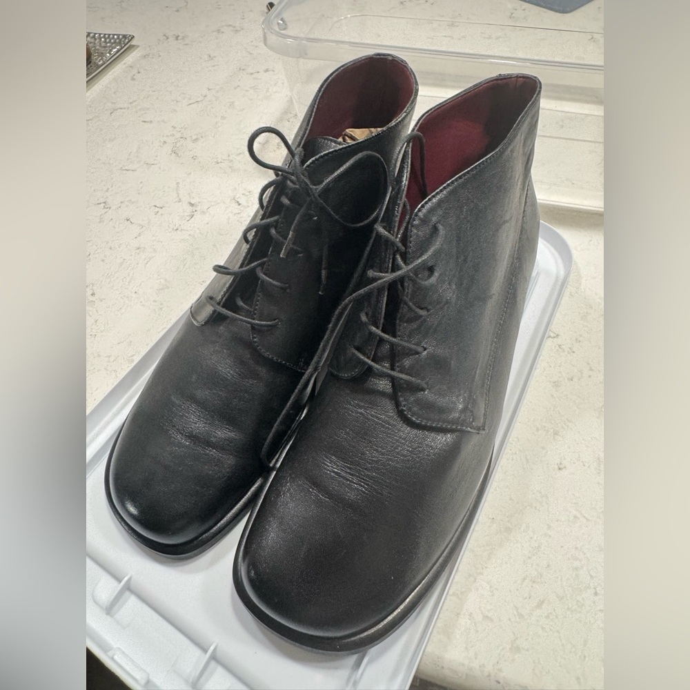 Mila Paoli Black Leather Chukka Lace-Up Boots